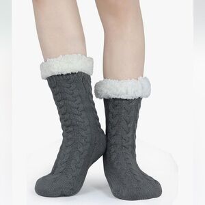 NWT Muk Luks 2Pack Faux Shearling Lined Cabin Socks 🧦 Super Soft